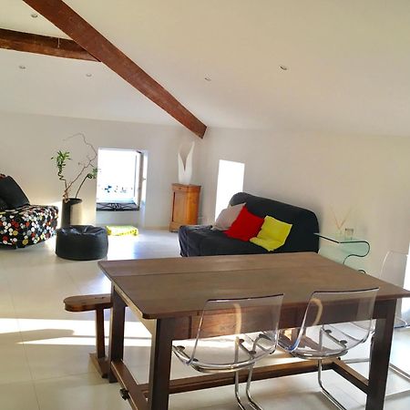 Grand Appartement Style Loft Bord De Mer Пропріано Екстер'єр фото